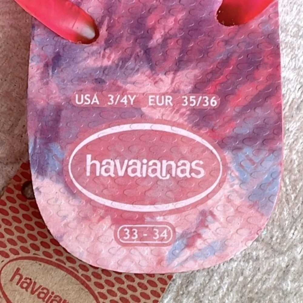 Brand New Havaianas Set of 2 Pairs of Flip Flops Frozen Anna Elsa Disney Pink